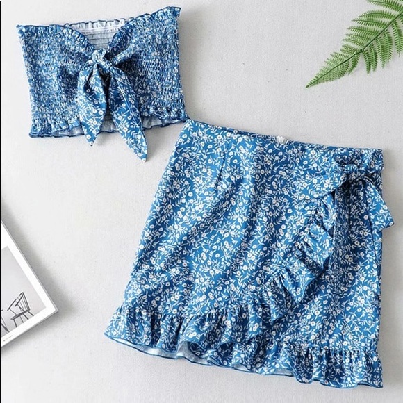 Ditsy Floral Tube Top & Mini Skirt Set - Picture 1 of 3